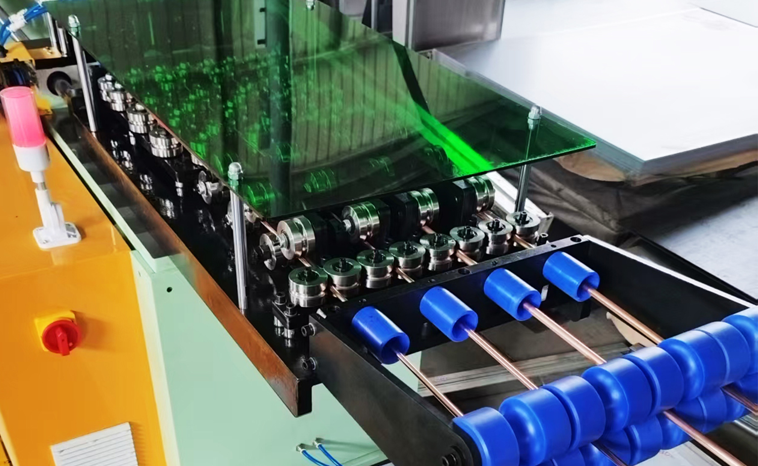SC-4-1000A Automatic Tubus Erigens Chip-Free Secans Machina SC-4-1000A Automatic Tubus Erigens Chip-Free Secans Machina