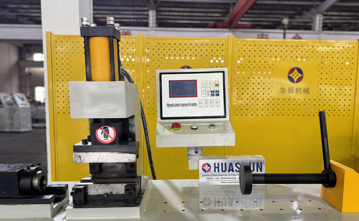 TM60 HYDRAULICUS Singulus Caput tube finem formans Machina