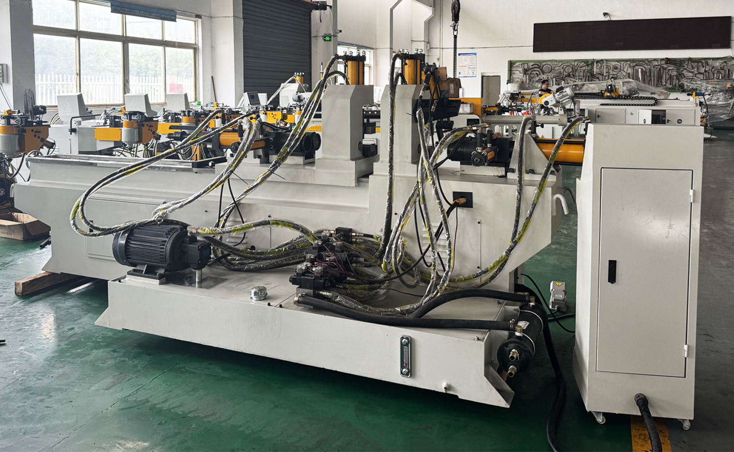 DTM100 Caput duplex finis formans Machina, duplex caput