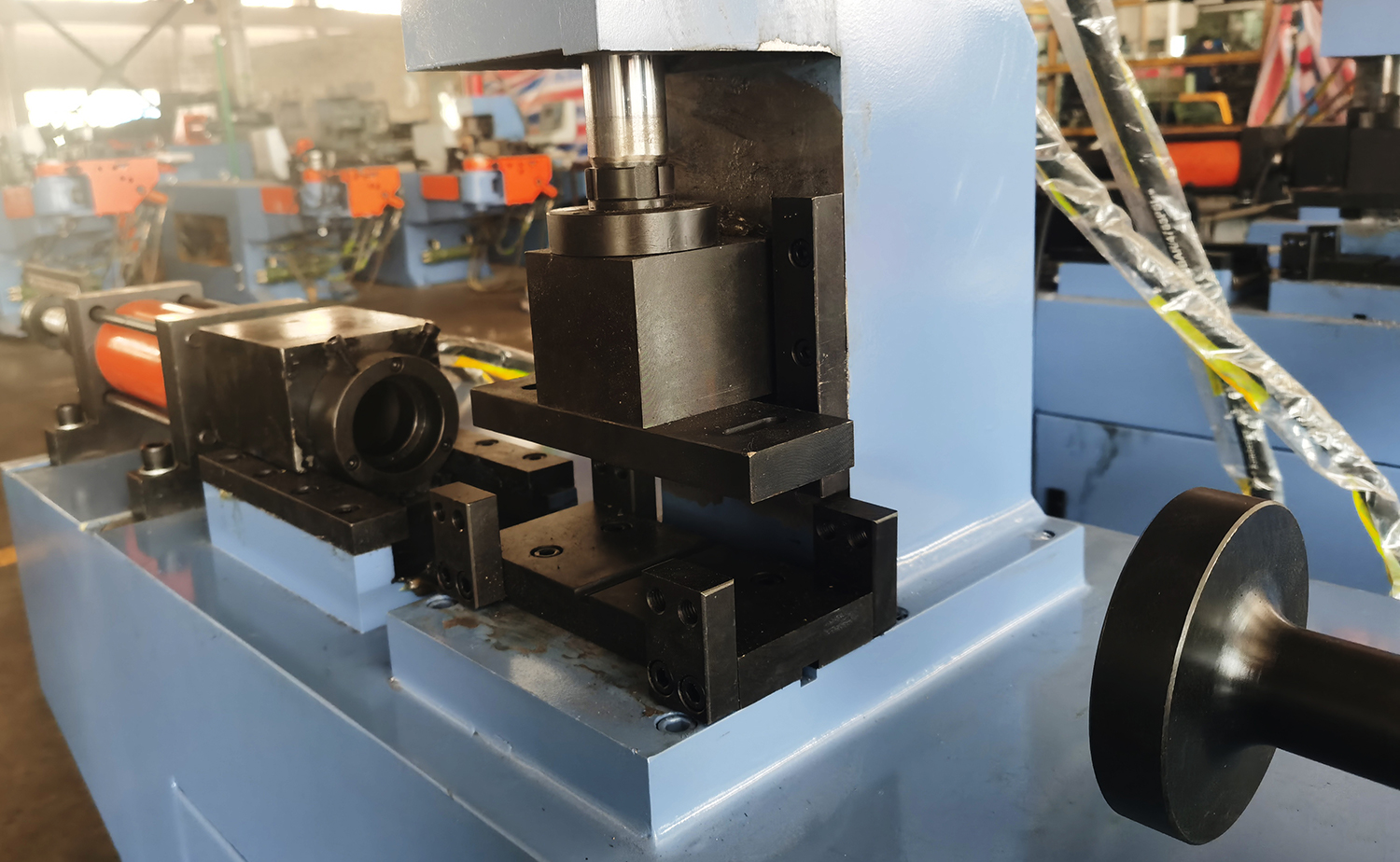 TM40 Effectus High Automatic Singulus Caput Tube finem formans Machina