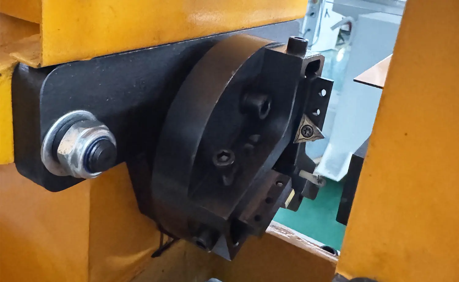 EF PV1 Series Hydraulica Semi-Automatic Tube Chamfering Machine EF PV1 Series Hydraulica Semi-Automatic Tube Chamfering Machine