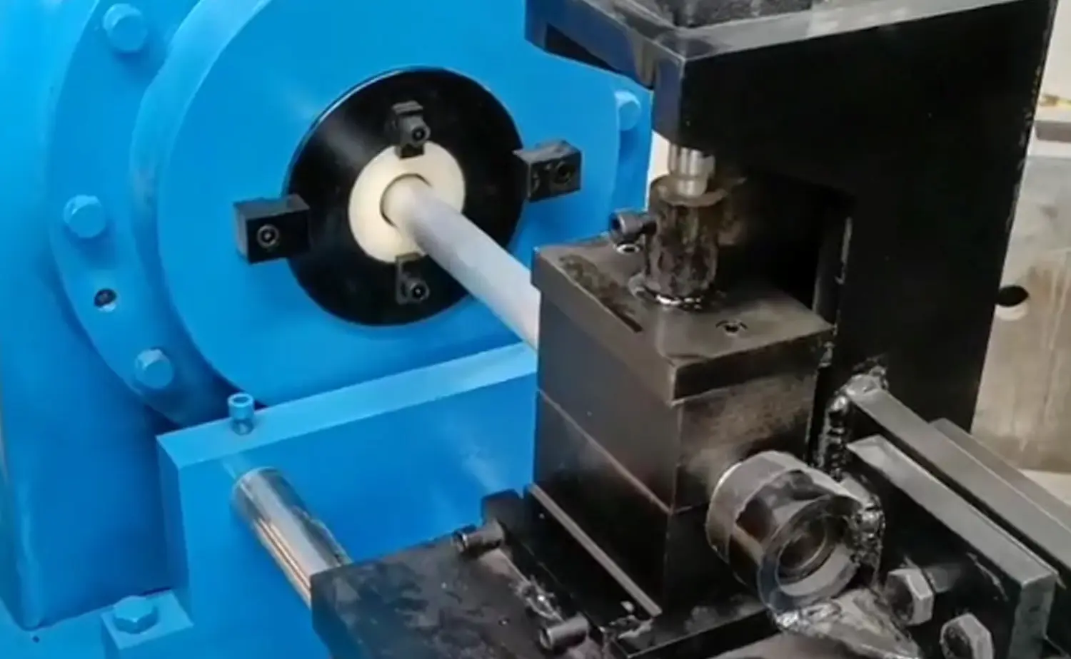 ZTM-50/60/76/114 Multi-Material Applicable Semi-Automatic Taper Tube Reducing Machina ZTM-50/60/76/114 Multi-Material Applicable Semi-Automatic Taper Tube Reducing Machina