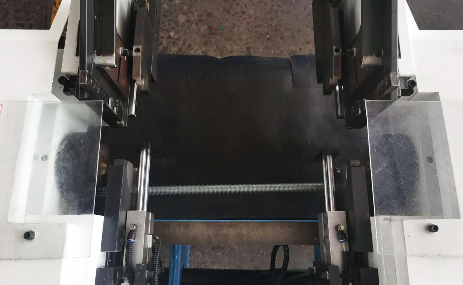 DEF AC Series Duplex Caput Multi- Side Tube Chamfering Machine