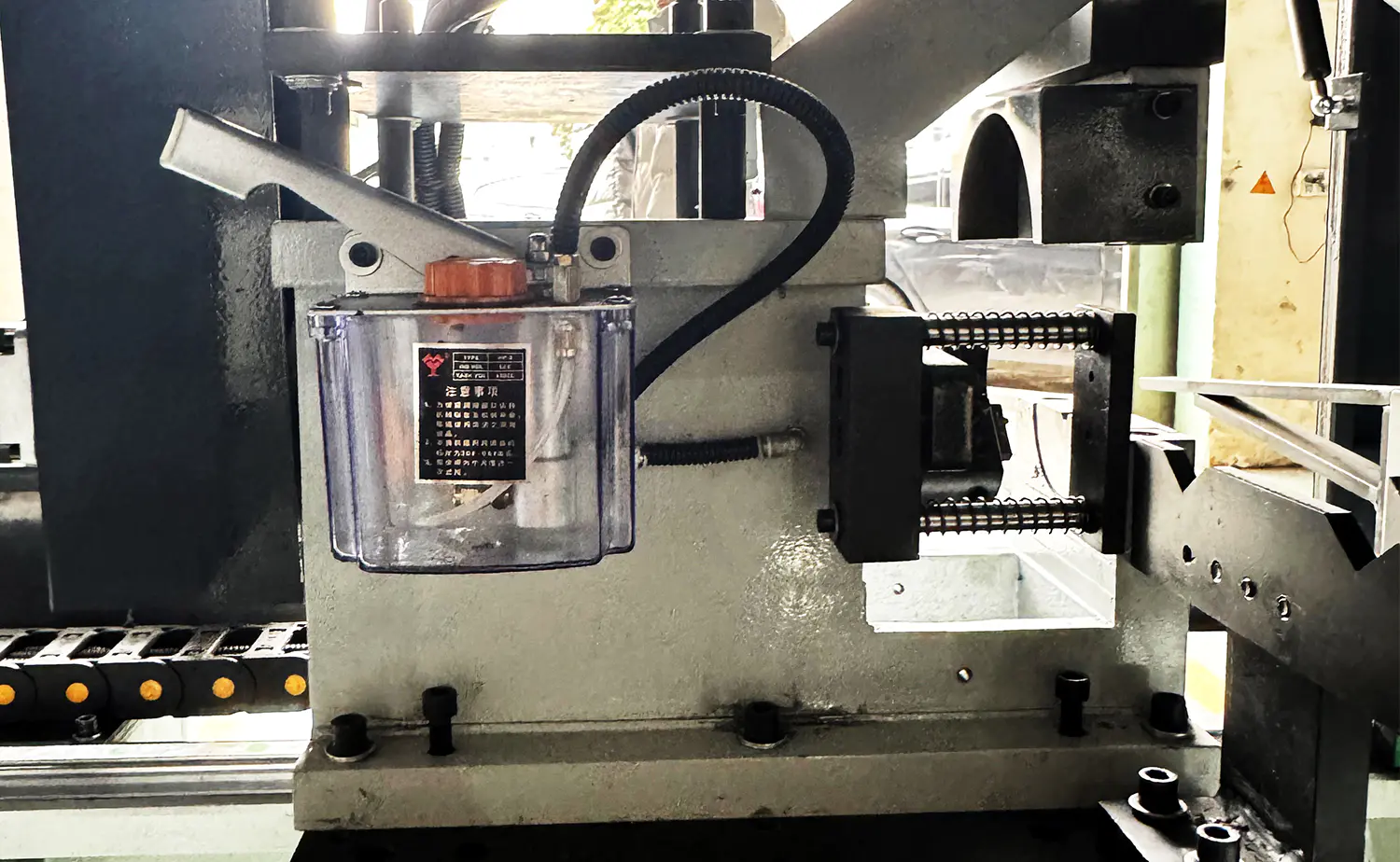DEF80CNC Series High Stability Servo Tube Chamfering Machina DEF80CNC Series High Stability Servo Tube Chamfering Machina
