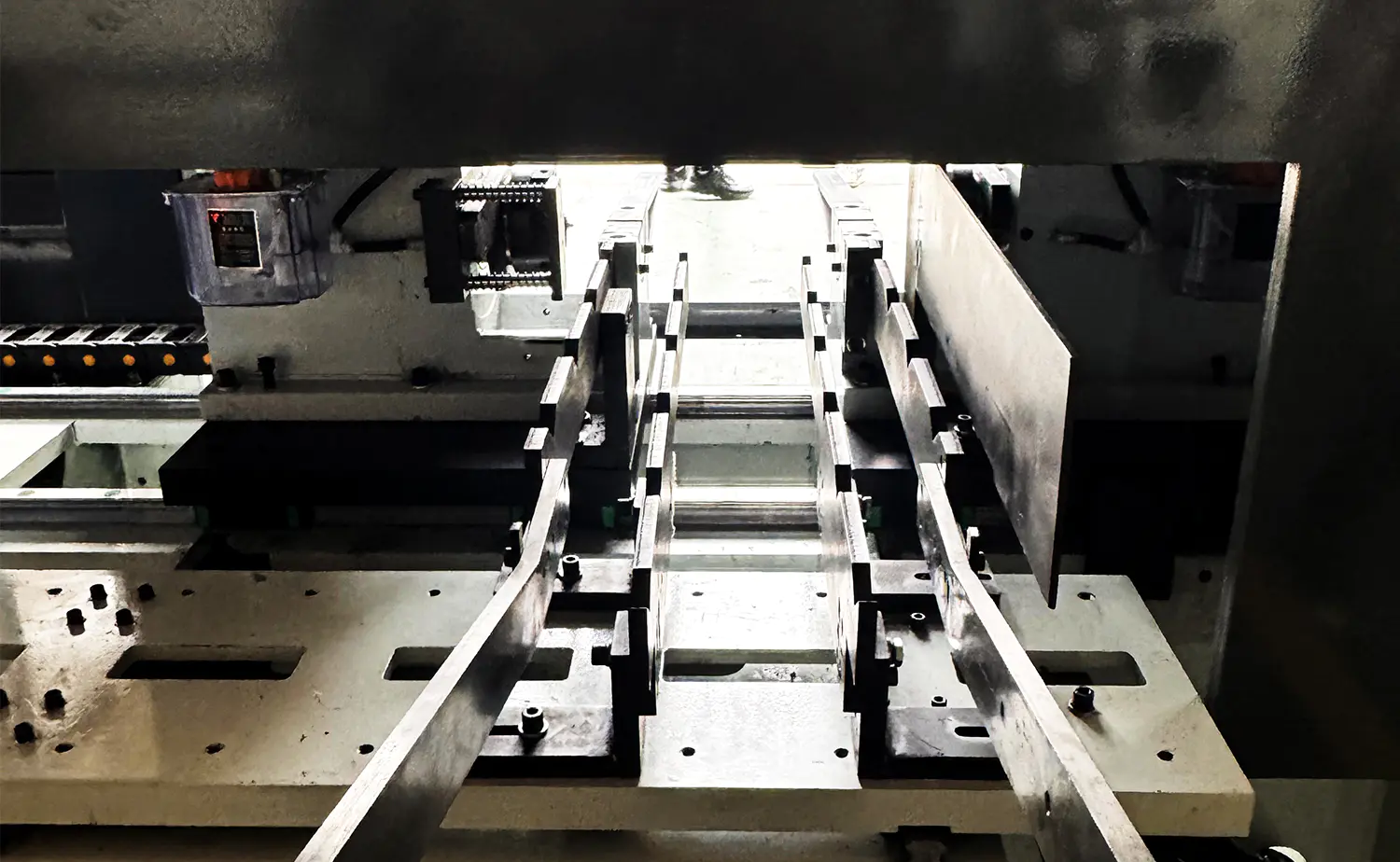 DEF80CNC Series High Stability Servo Tube Chamfering Machina DEF80CNC Series High Stability Servo Tube Chamfering Machina