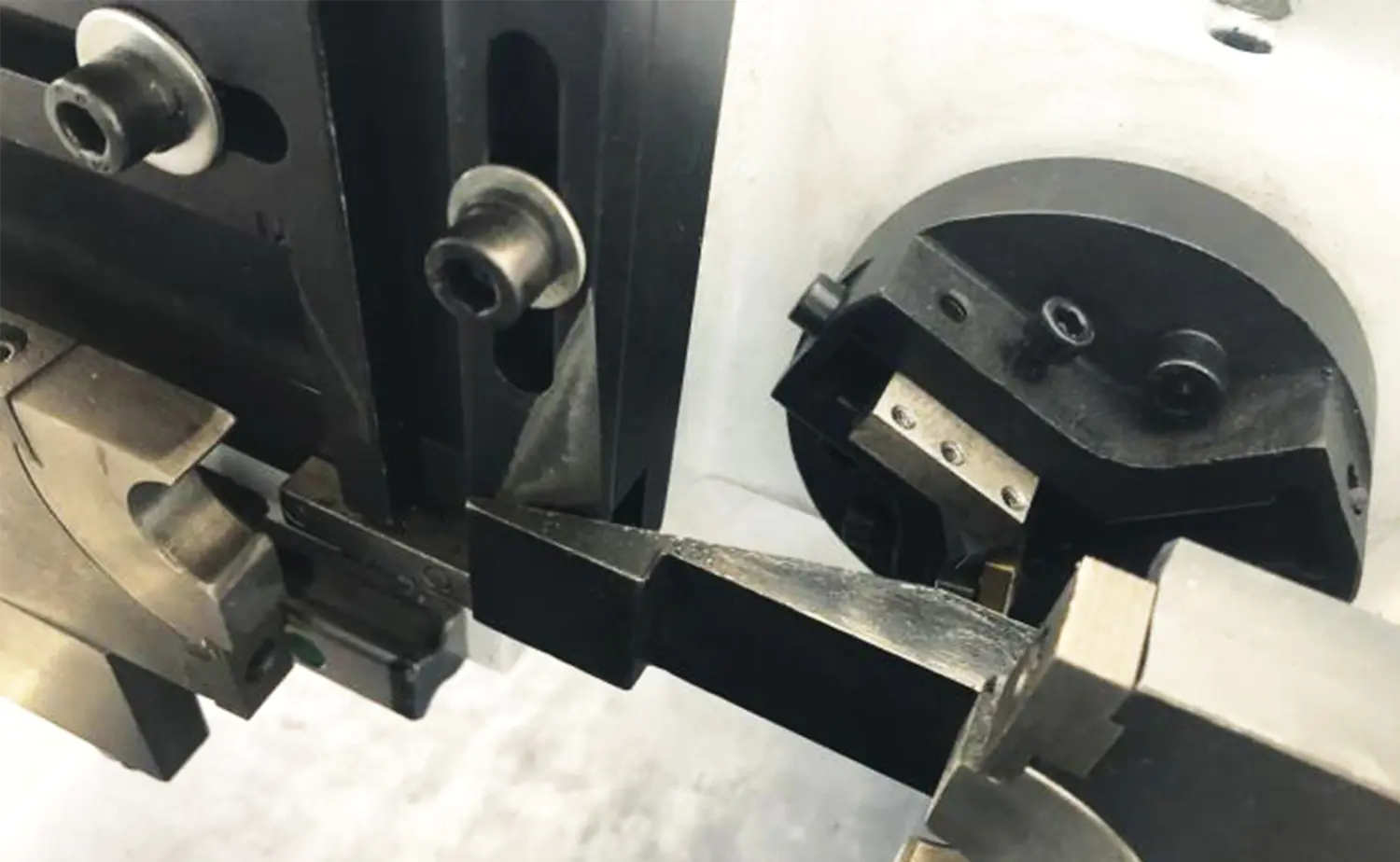 DEF PV Series Duplex Caput Hydraulic Tube Chamfering Machine